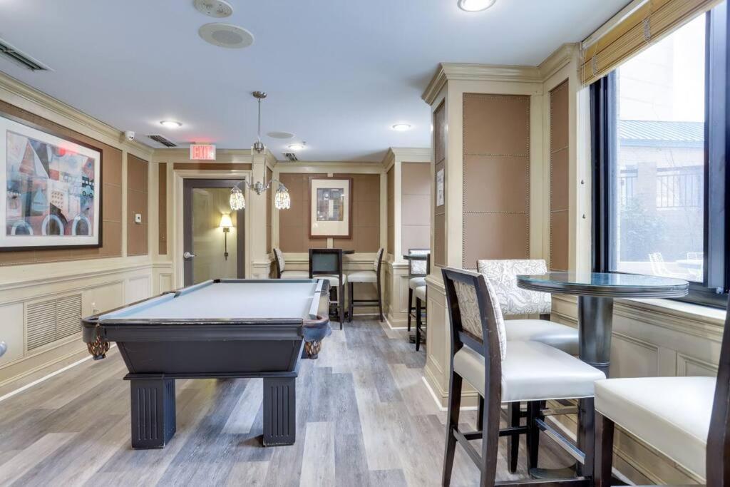 Fantastic 1 Bedroom Condo At Ballston With Gym Arlington Bagian luar foto