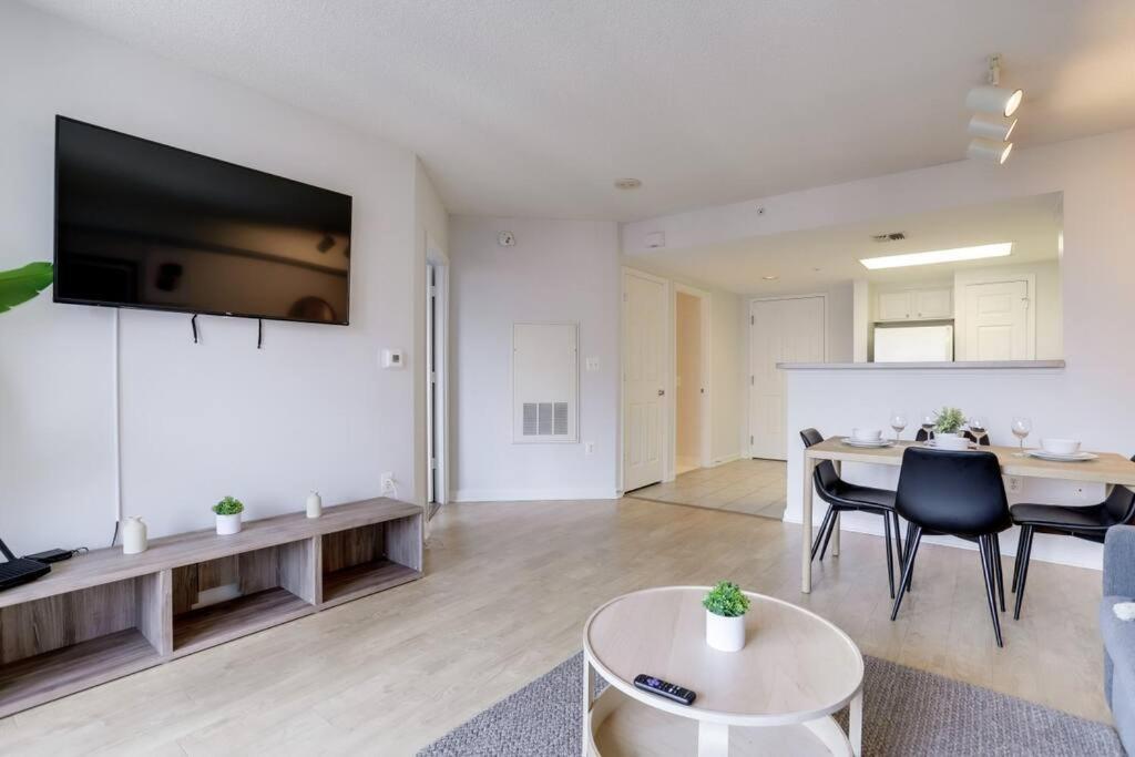 Fantastic 1 Bedroom Condo At Ballston With Gym Arlington Bagian luar foto