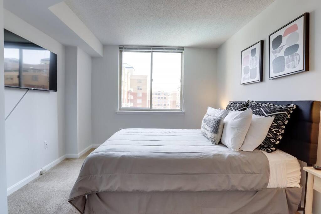 Fantastic 1 Bedroom Condo At Ballston With Gym Arlington Bagian luar foto
