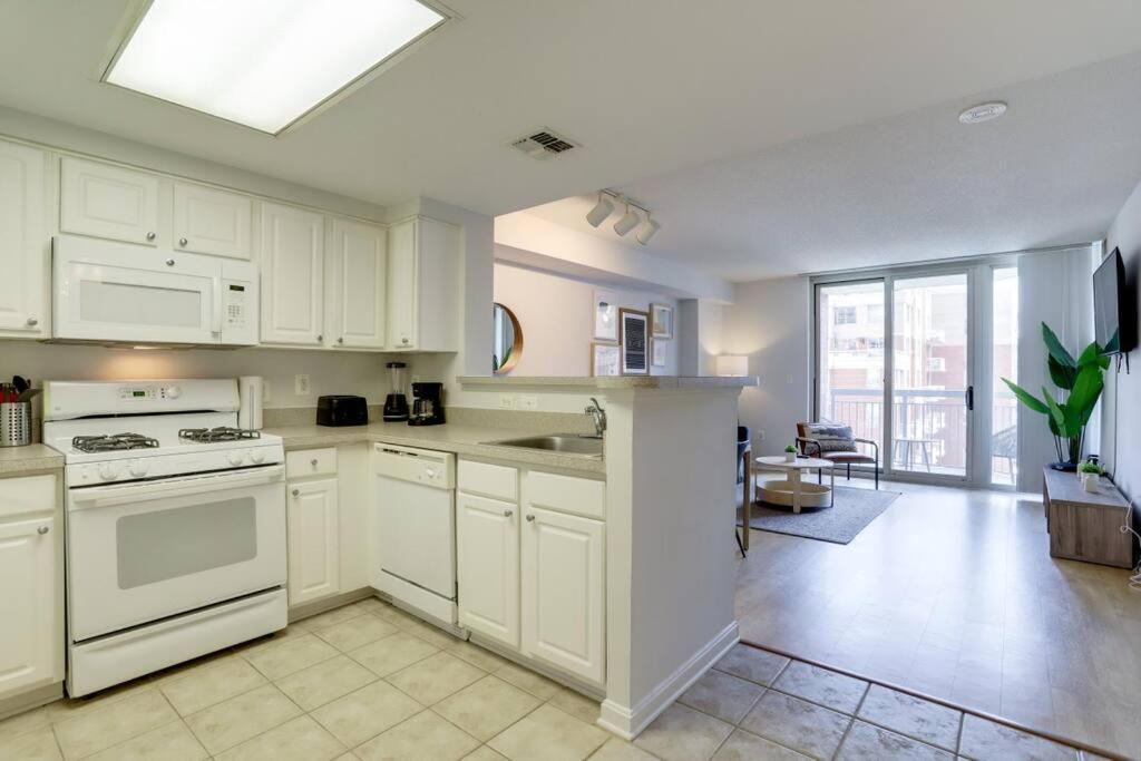 Fantastic 1 Bedroom Condo At Ballston With Gym Arlington Bagian luar foto