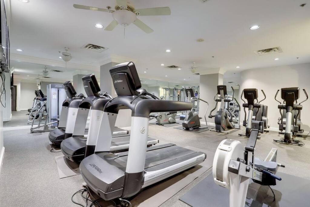 Fantastic 1 Bedroom Condo At Ballston With Gym Arlington Bagian luar foto