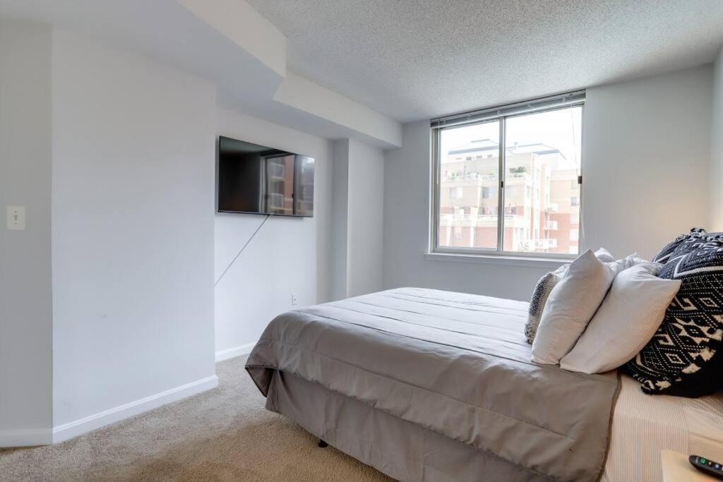 Fantastic 1 Bedroom Condo At Ballston With Gym Arlington Bagian luar foto