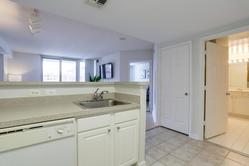 Fantastic 1 Bedroom Condo At Ballston With Gym Arlington Bagian luar foto