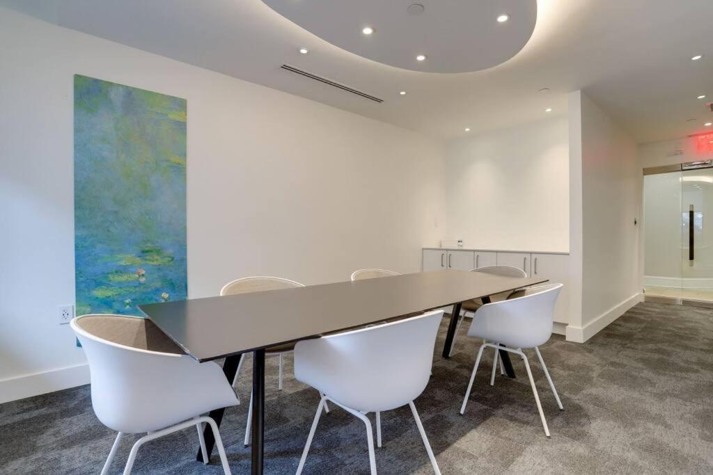 Fantastic 1 Bedroom Condo At Ballston With Gym Arlington Bagian luar foto