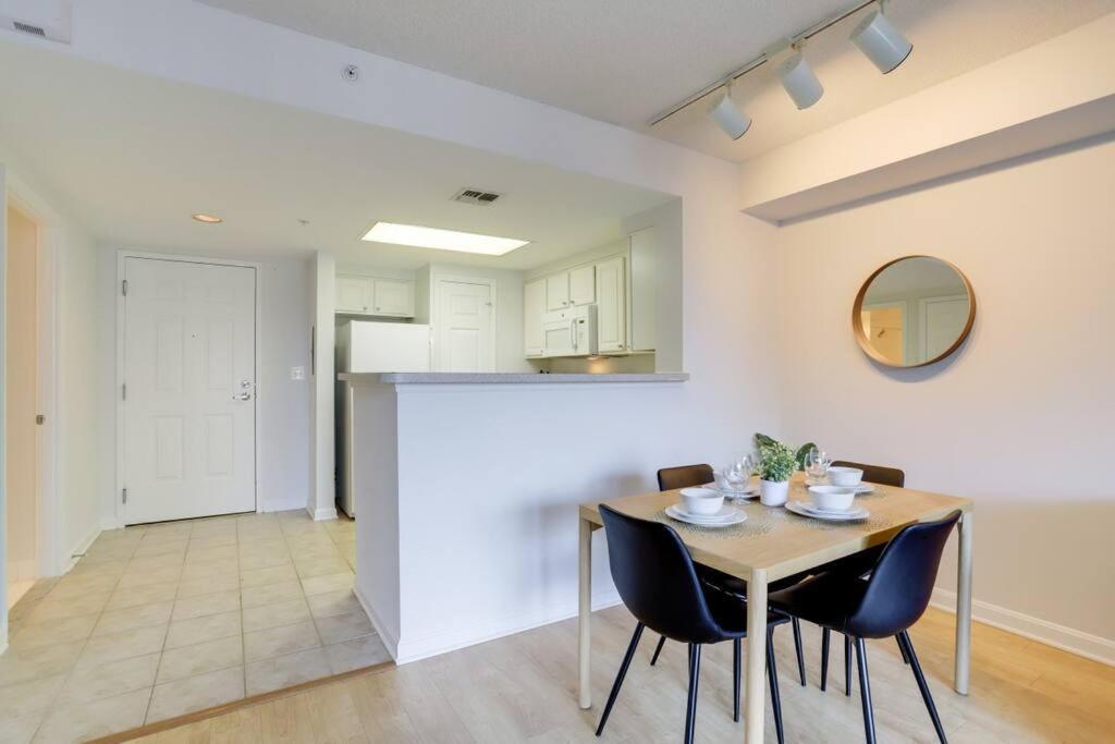Fantastic 1 Bedroom Condo At Ballston With Gym Arlington Bagian luar foto